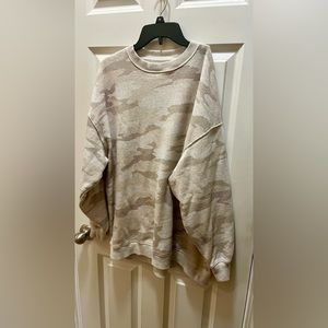 American Eagle Women’s Camo Patterned Sweater